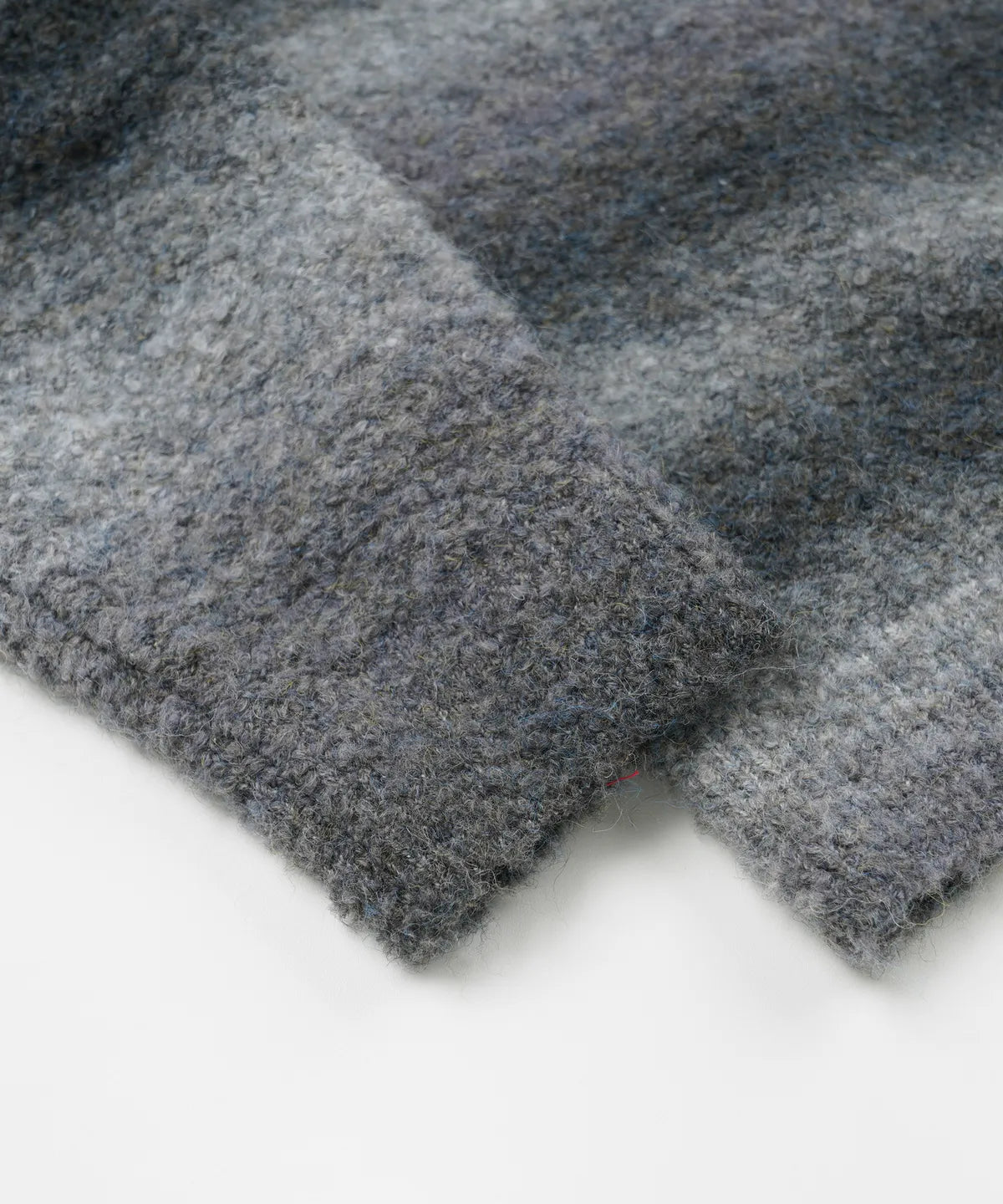 FrizmWorks Gradation Boucle Knit - Grey